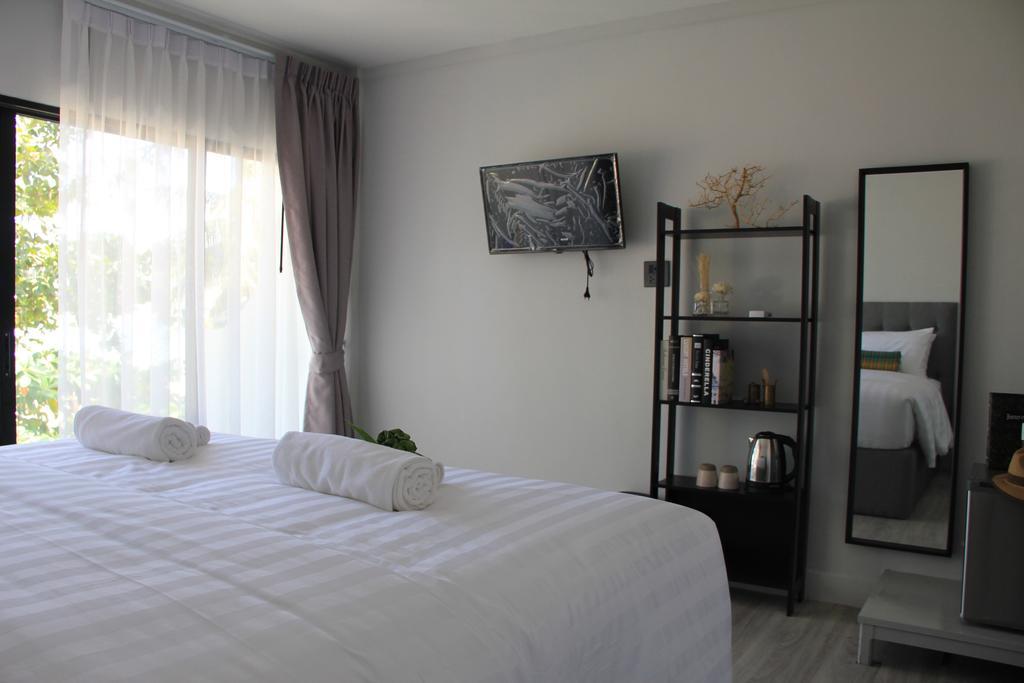 Thai Kamala Beach Front Phuket Kültér fotó